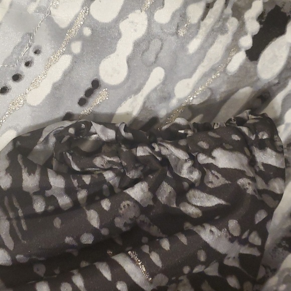 Additions by Chicos Silver, Gray and Black Tunic Size 2 - Picture 3 of 11